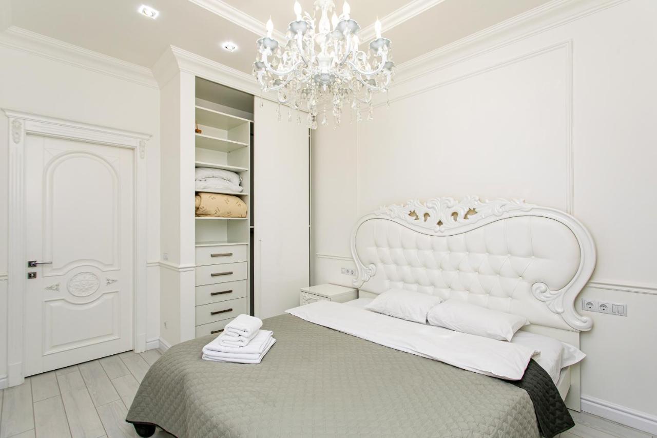 Petrovdom Apartments 10-353 In Rc Central Park, 7 John Mccain Street 基輔 外观 照片