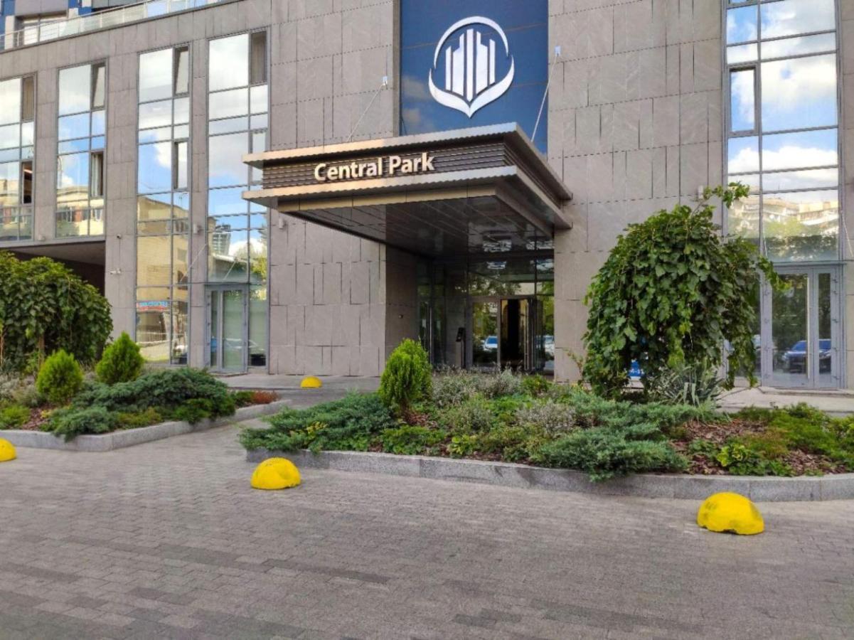 Petrovdom Apartments 10-353 In Rc Central Park, 7 John Mccain Street 基輔 外观 照片